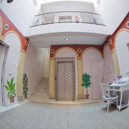 Life Apartments Giralda Suites Sevilla Exterior foto