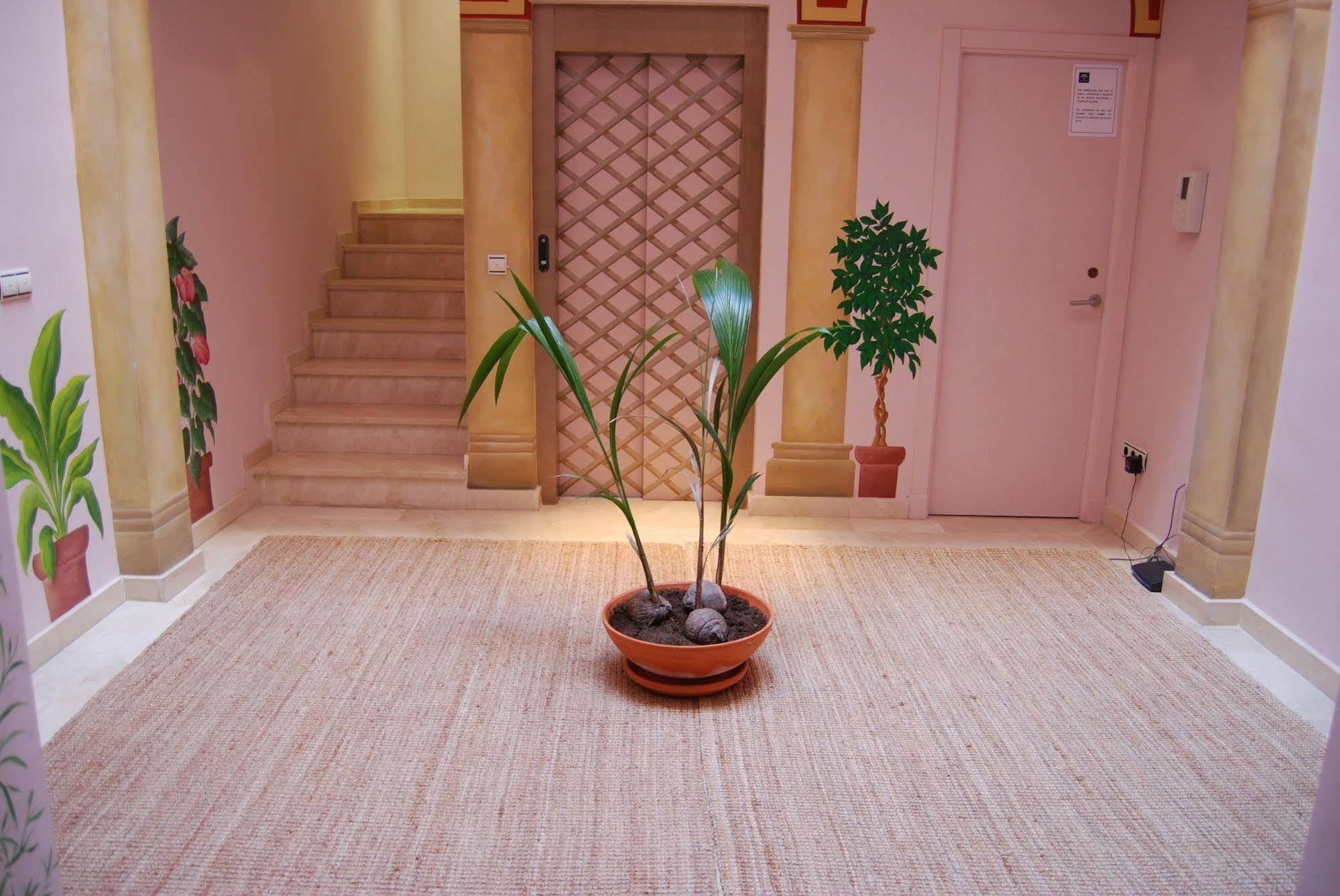 Life Apartments Giralda Suites Sevilla Exterior foto