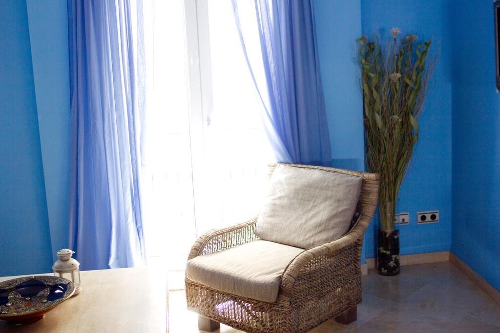 Life Apartments Giralda Suites Sevilla Exterior foto